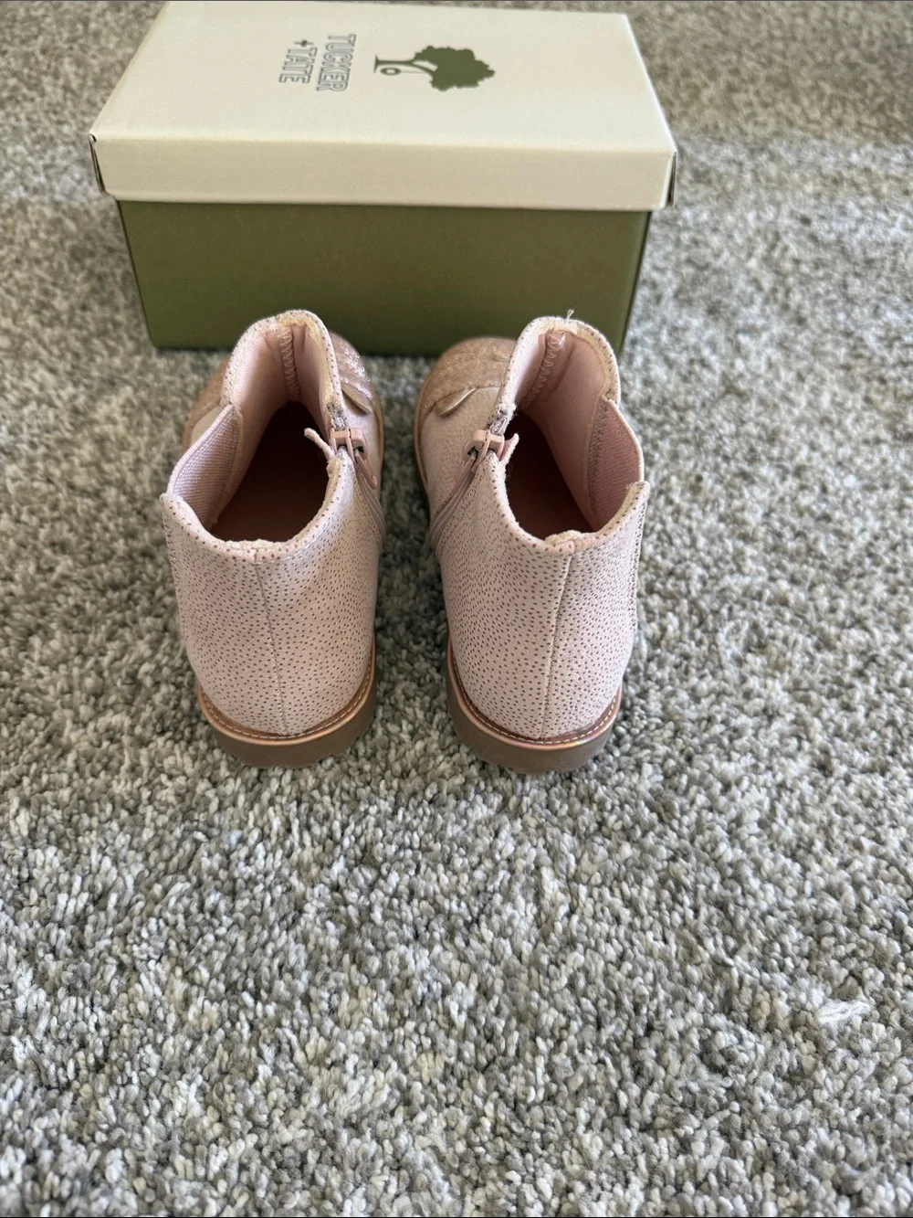 Tucker + Tate Rose Gold Glitter Cat Booties
